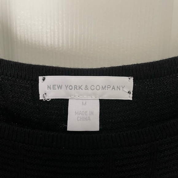 Black Short-sleeve Sweater - Picture 4 of 5